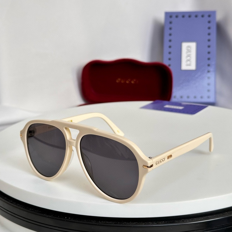 Gucci Sunglasses 329